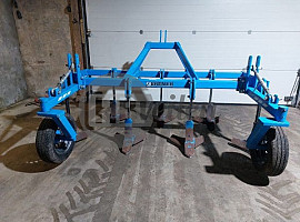 Front vleugelschaarcultivator