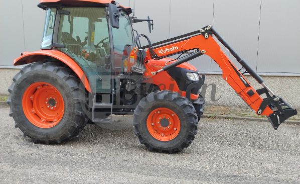 Tractor met voorlader