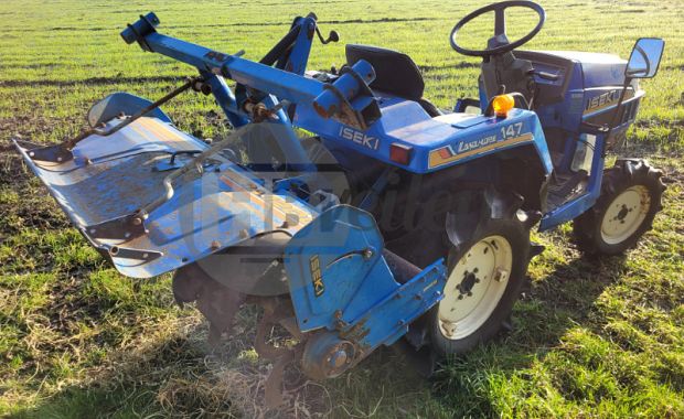 Mini-Tractor met frees